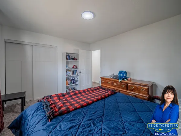 $325,000 | 12 Lakota Court, Glenrock, WY 82637