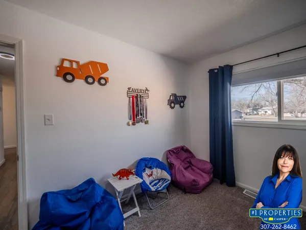 $325,000 | 12 Lakota Court, Glenrock, WY 82637