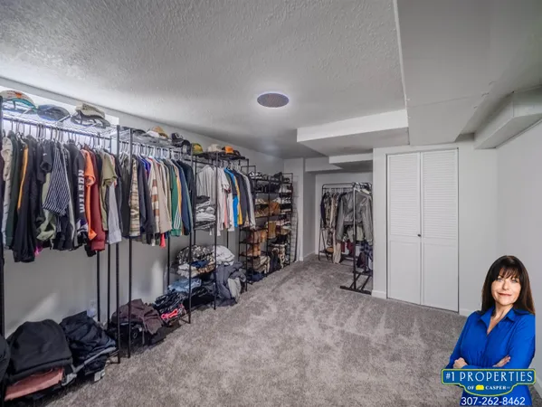 $325,000 | 12 Lakota Court, Glenrock, WY 82637