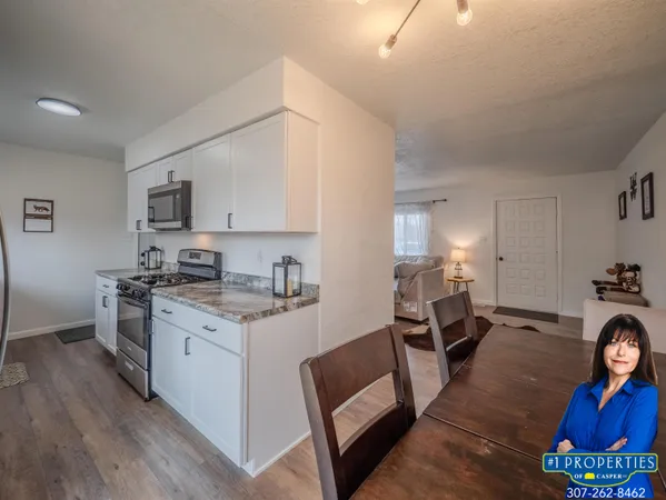 $325,000 | 12 Lakota Court, Glenrock, WY 82637