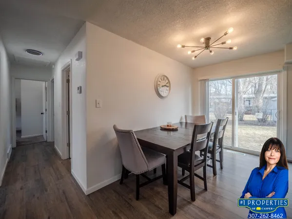 $325,000 | 12 Lakota Court, Glenrock, WY 82637