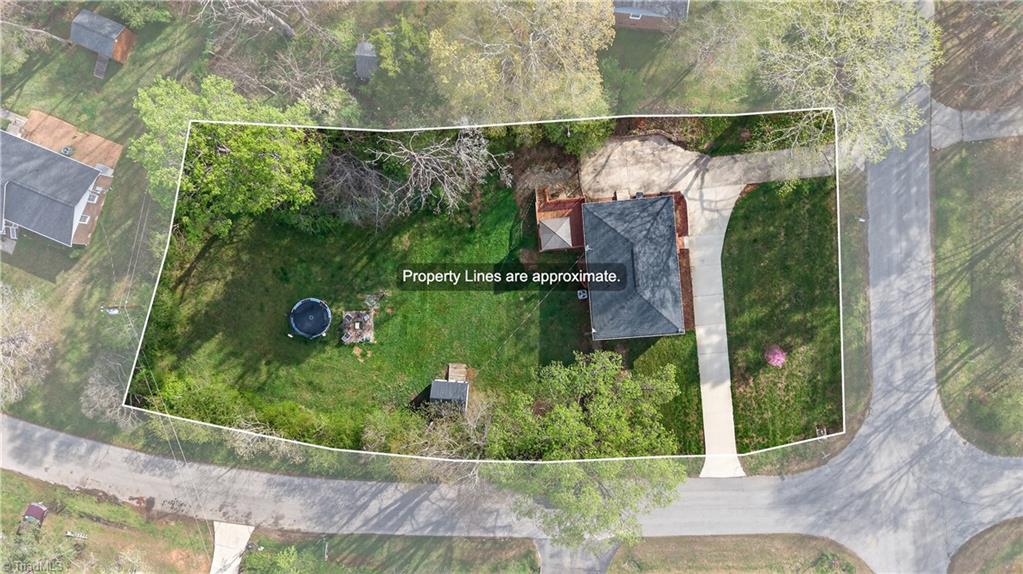 1501 Pebblebrook Road Winston-Salem, NC 27105 - Photo 34 of 42