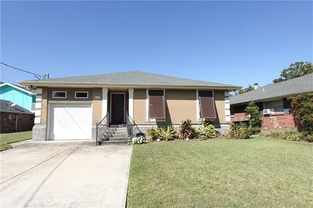 $2,200 | 4429 Fairfield Street, Metairie, LA 70006