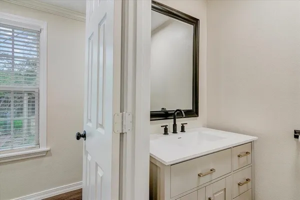 $1,700 | 3702 Travis Drive, Beaumont, TX 77708