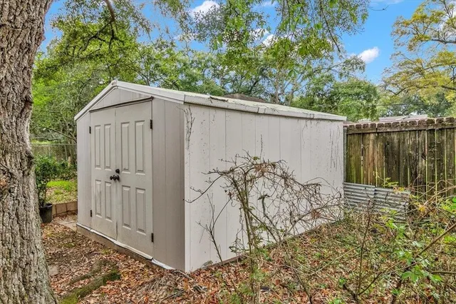 $1,800 | 3702 Travis Drive, Beaumont, TX 77708