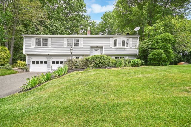 $495,000 | 89 Quarry Brook Drive, South Windsor, CT 06074