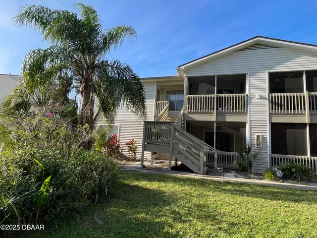$1,400 | 1600 Big Tree Road, Unit H3, Daytona Beach, FL 32119