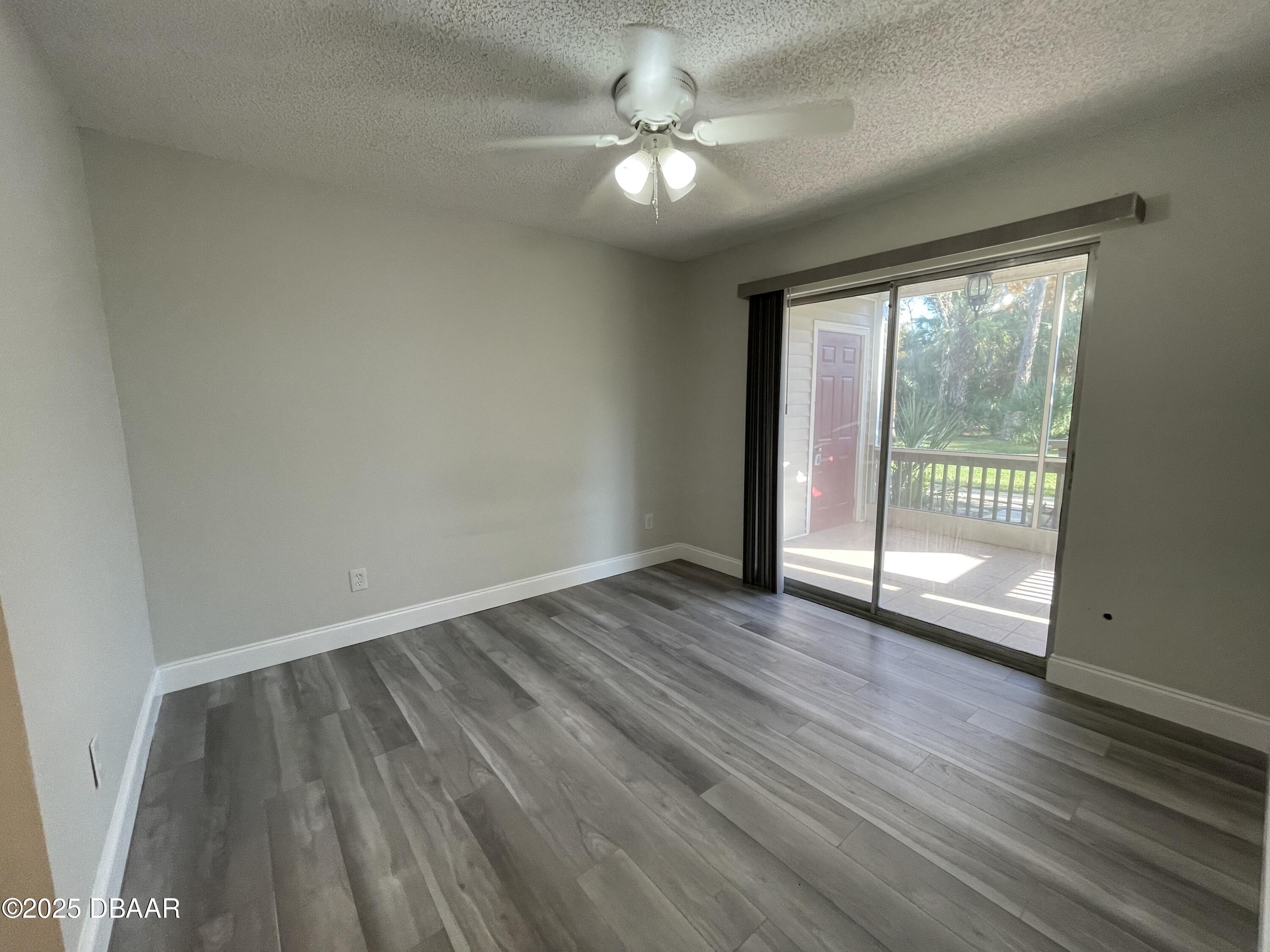 1600 Big Tree Road, Unit H3 Daytona Beach, FL 32119 - Photo 9 of 18 Primary Bedroom