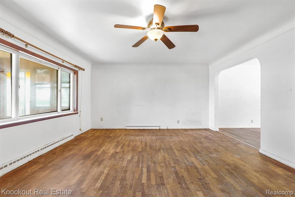 5910 Baker Road Bridgeport, MI 48722 - Photo 6 of 27