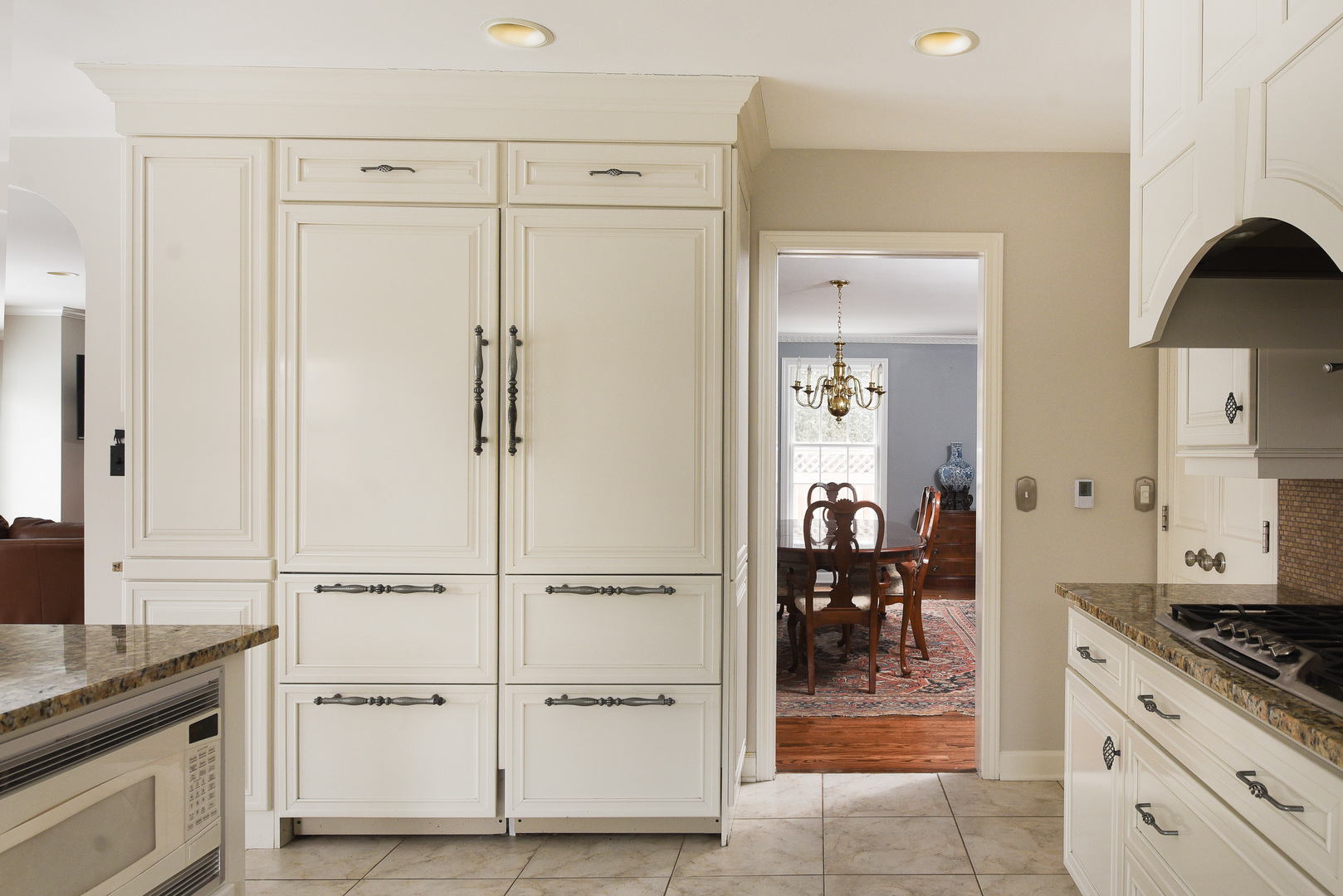 1441 Tower Road Winnetka, IL 60093 - Photo 8 of 29 Gallery Image 8