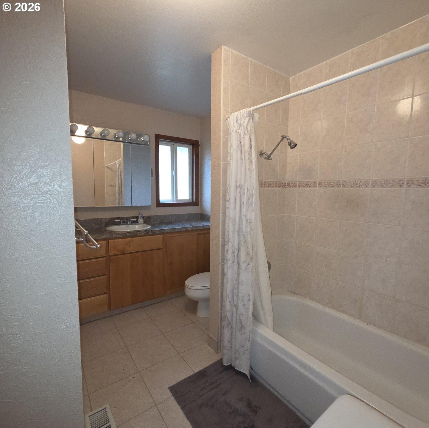 11432 Northeast Summit Ridge Drive Vancouver, WA 98686 - Photo 19 of 24 Gallery Image 19