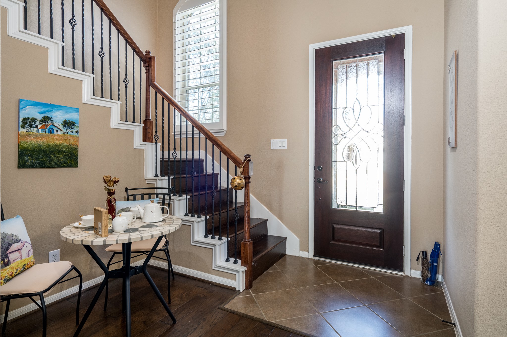 9115 Monarch Mist Lane Houston, TX 77070 - Photo 2 of 26 a living room with furniture and a window