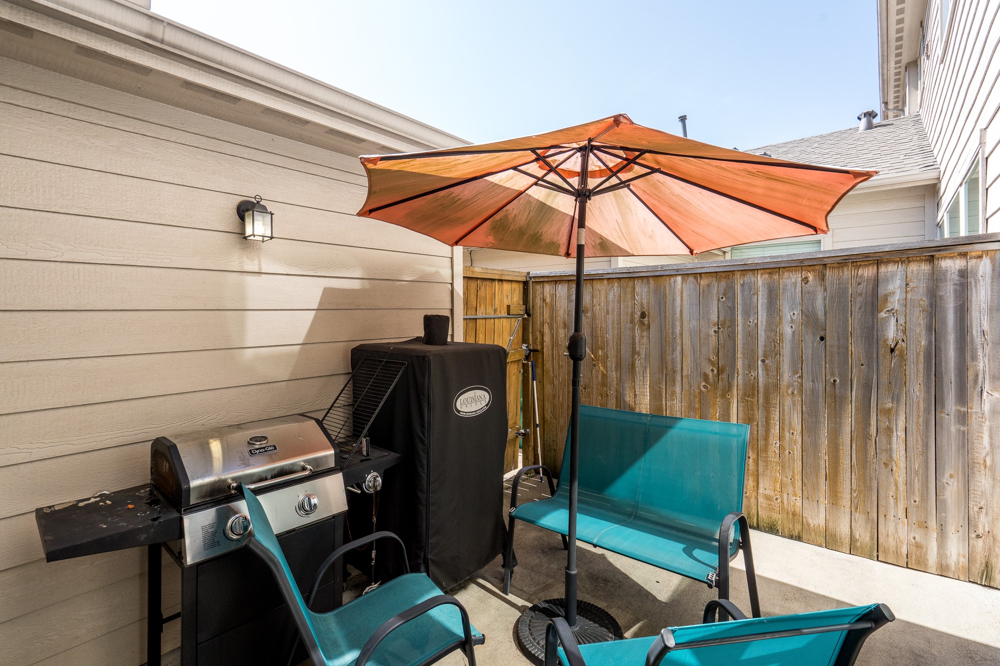 9115 Monarch Mist Lane Houston, TX 77070 - Photo 23 of 26 a view of a room with gym equipment