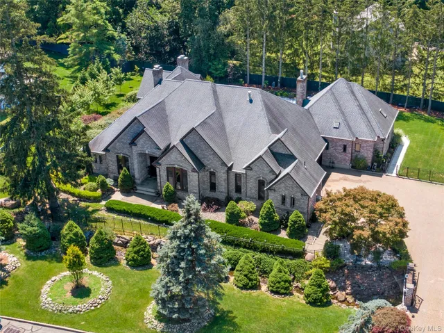 $2,295,000 | 26 Pine Glen Drive, Blauvelt, NY 10913