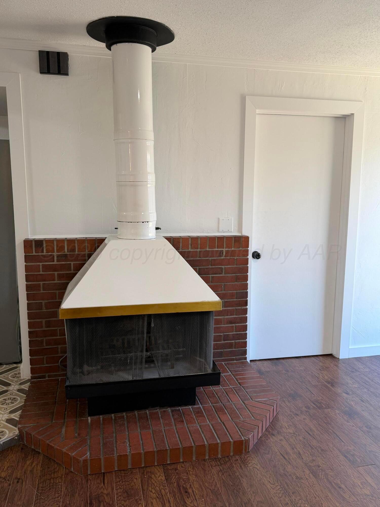 1032 Thrams Street Borger, TX 79007 - Photo 18 of 32 IMG_8959