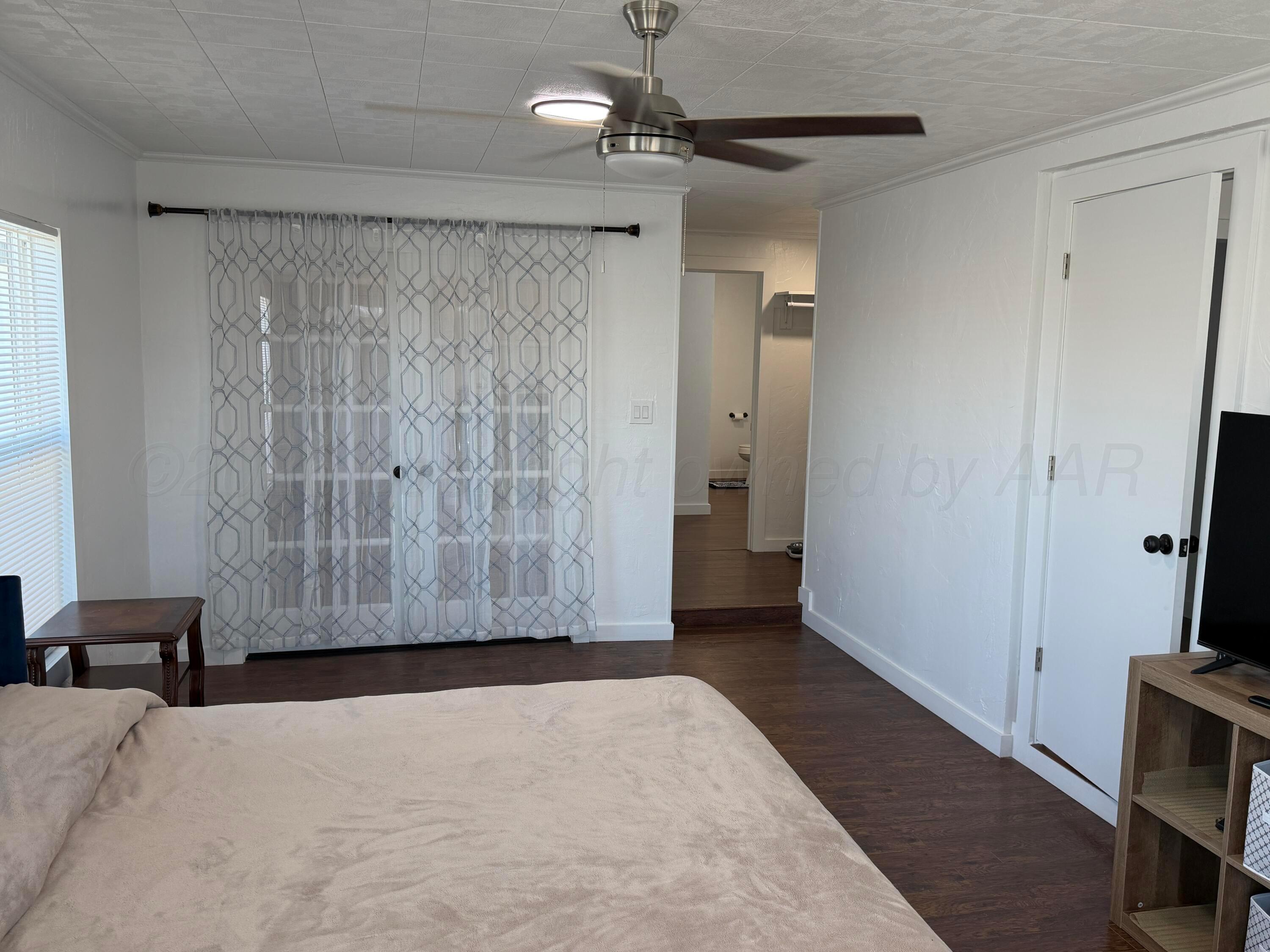 1032 Thrams Street Borger, TX 79007 - Photo 21 of 32 IMG_8971