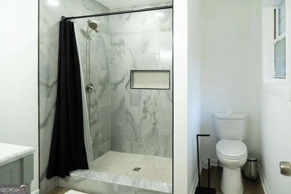 $2,700 | 2160 Perkerson Road Southwest, Atlanta, GA 30315