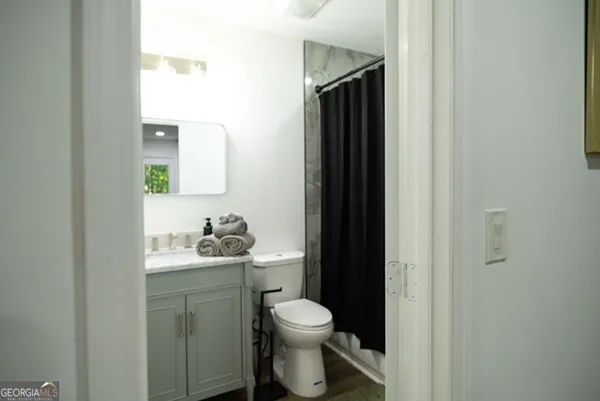 $2,700 | 2160 Perkerson Road Southwest, Atlanta, GA 30315