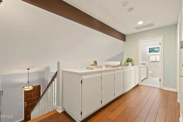 $1,800,000 | 2533 Canyon View Lane, Pasadena, CA 91107