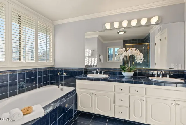 $1,800,000 | 2533 Canyon View Lane, Pasadena, CA 91107