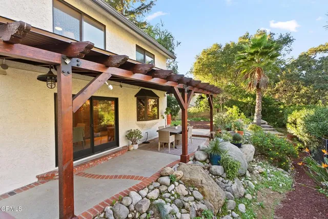 $1,800,000 | 2533 Canyon View Lane, Pasadena, CA 91107