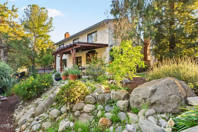 $1,800,000 | 2533 Canyon View Lane, Pasadena, CA 91107