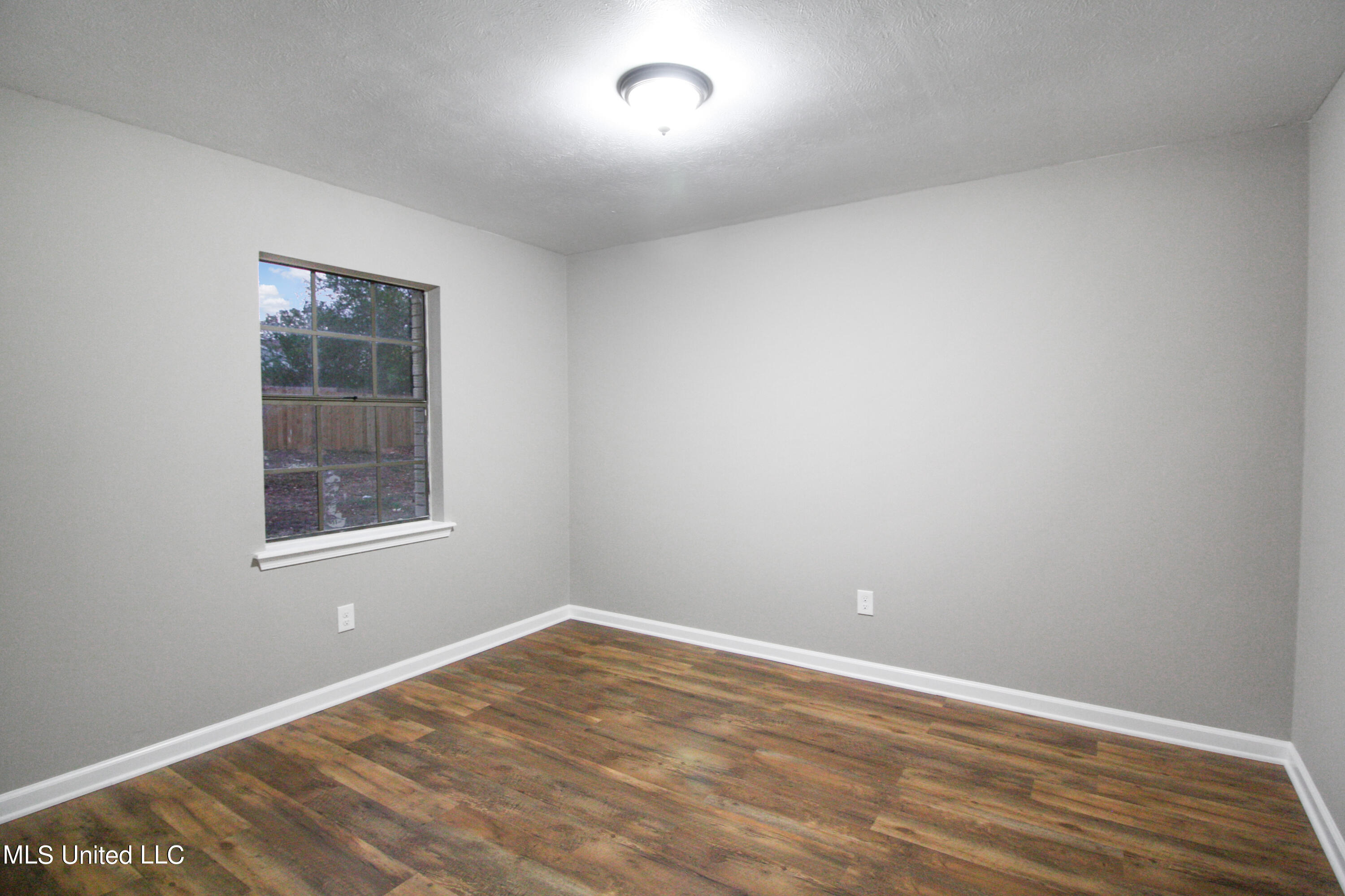 5030 Raintree Drive Byram, MS 39272 - Photo 17 of 21 IMG_3171