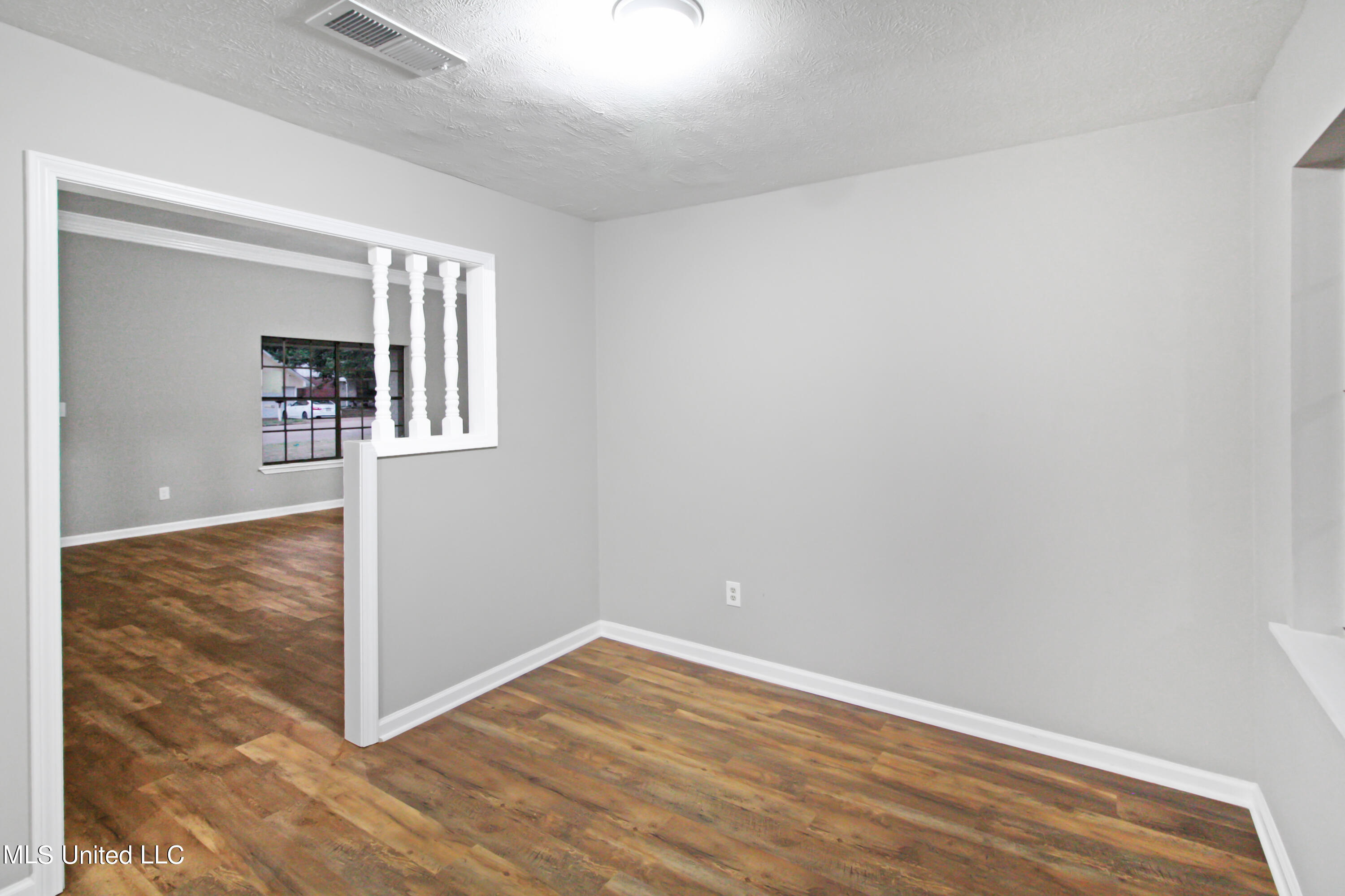 5030 Raintree Drive Byram, MS 39272 - Photo 8 of 21 IMG_3185