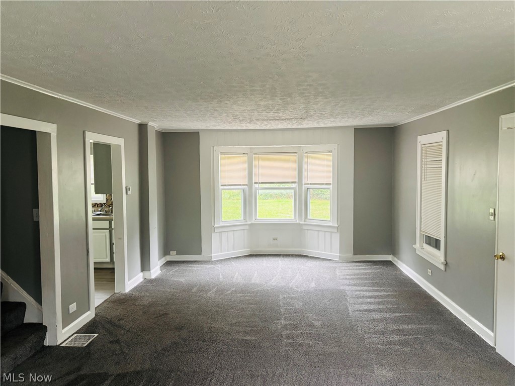 57 Park Road Painesville, OH 44077 - Photo 6 of 19 Gallery Image 6