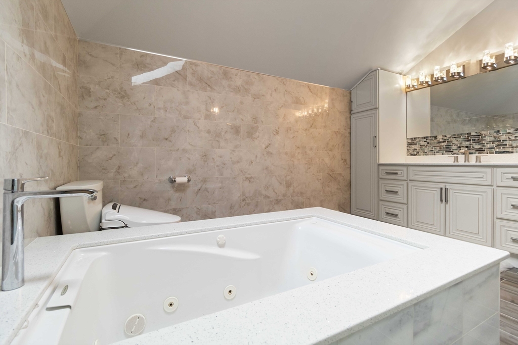 141 Gardiner Road Quincy, MA 02169 - Photo 22 of 39