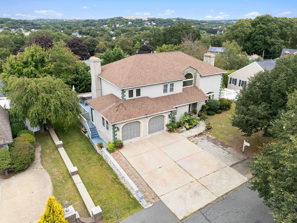 141 Gardiner Road Quincy, MA 02169 - Photo 3 of 39