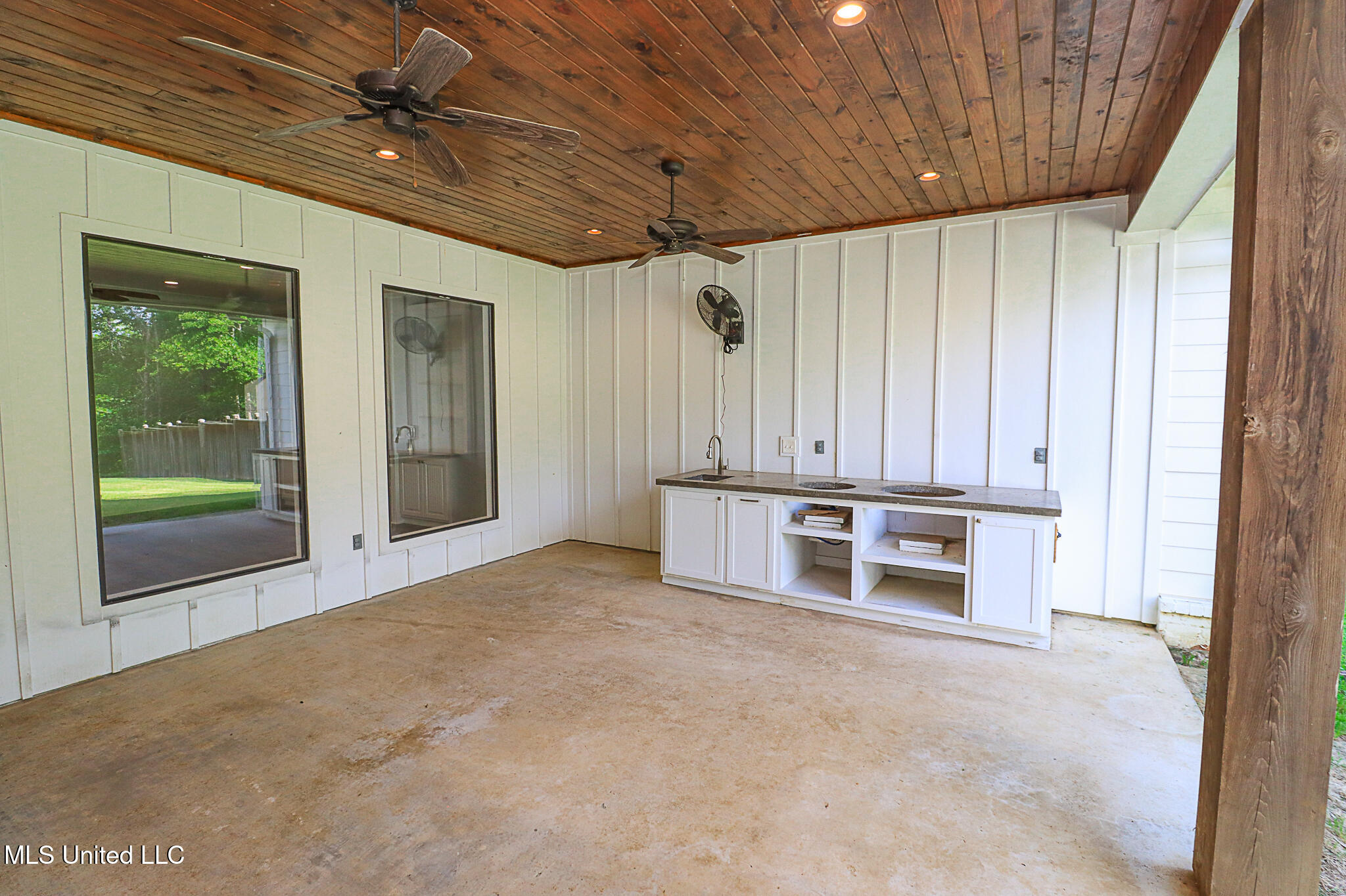 195 Lorman Lane Madison, MS 39110 - Photo 43 of 48 195 Lorman Ln 22