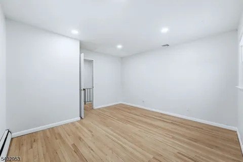 $575,000 | 725 Anna Place, North Plainfield, NJ 07063