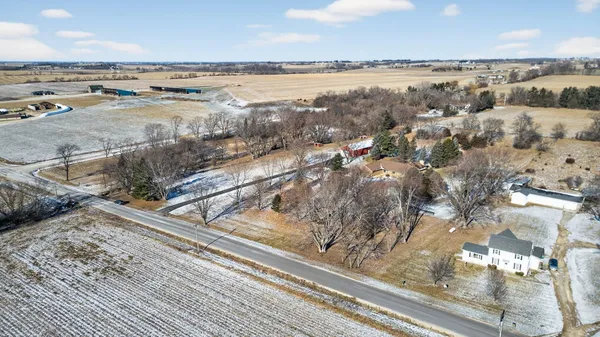 $820,000 | 8131 E Creek, Janesville, WI 53546