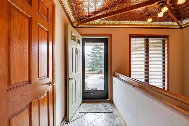 $895,000 | 8131 E Creek, Janesville, WI 53546