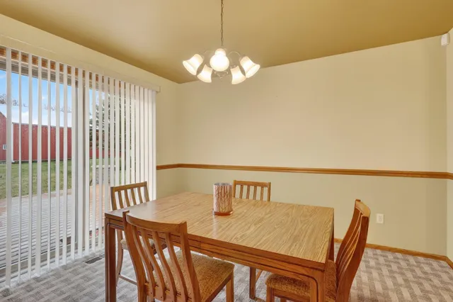 $895,000 | 8131 E Creek, Janesville, WI 53546