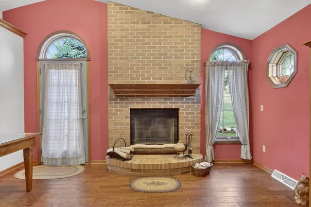 $895,000 | 8131 E Creek, Janesville, WI 53546