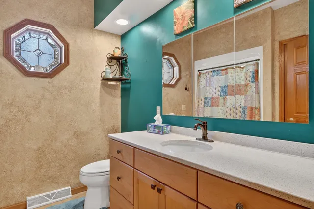 $895,000 | 8131 E Creek, Janesville, WI 53546