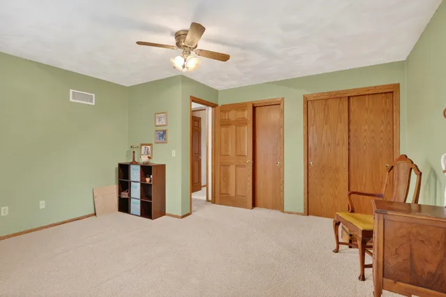 $895,000 | 8131 E Creek, Janesville, WI 53546