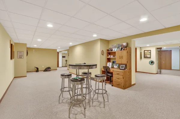 $820,000 | 8131 E Creek, Janesville, WI 53546