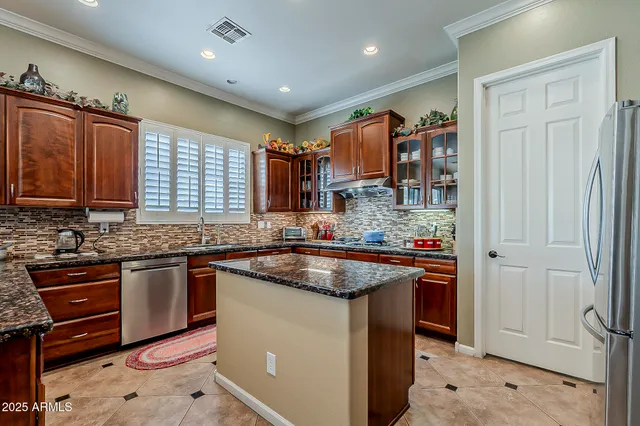 $845,000 | 311 East Frances Lane, Gilbert, AZ 85295