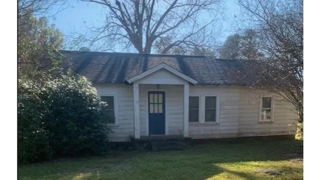 $100,000 | 107 West Street, Harleyville, SC 29448