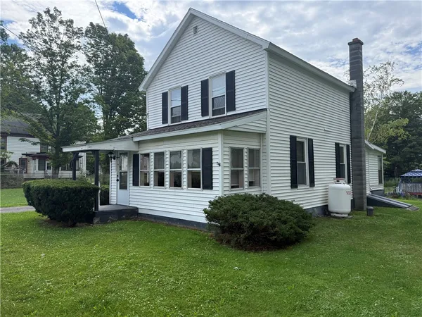 $129,900 | 7520 Highway 7, Maryland, NY 12116