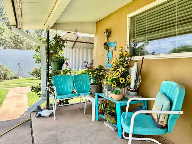 a view of outdoor space and porch