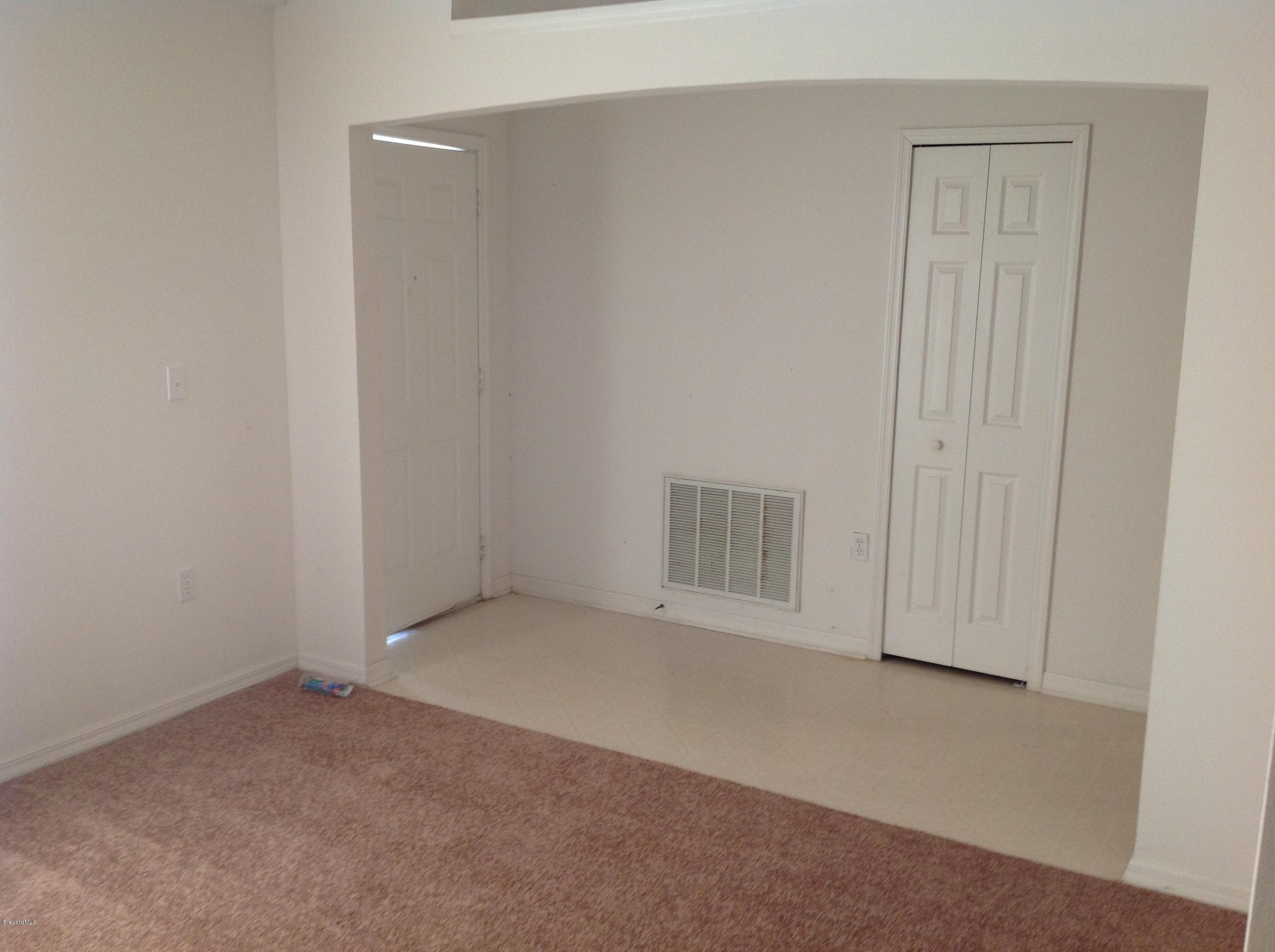 249 Gardner Road Southwest Palm Bay, FL 32908 - Photo 12 of 16 image