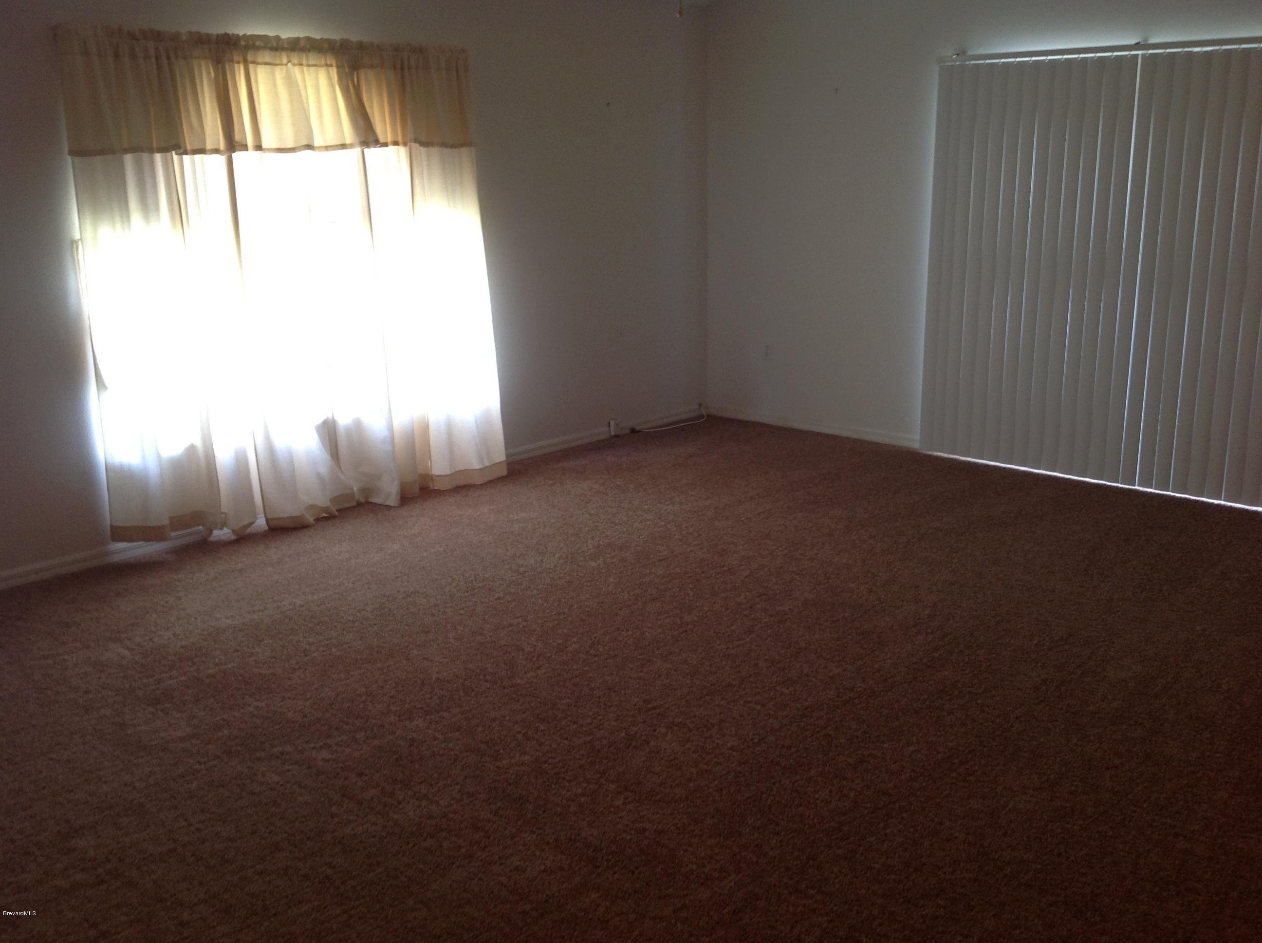 249 Gardner Road Southwest Palm Bay, FL 32908 - Photo 14 of 16 image
