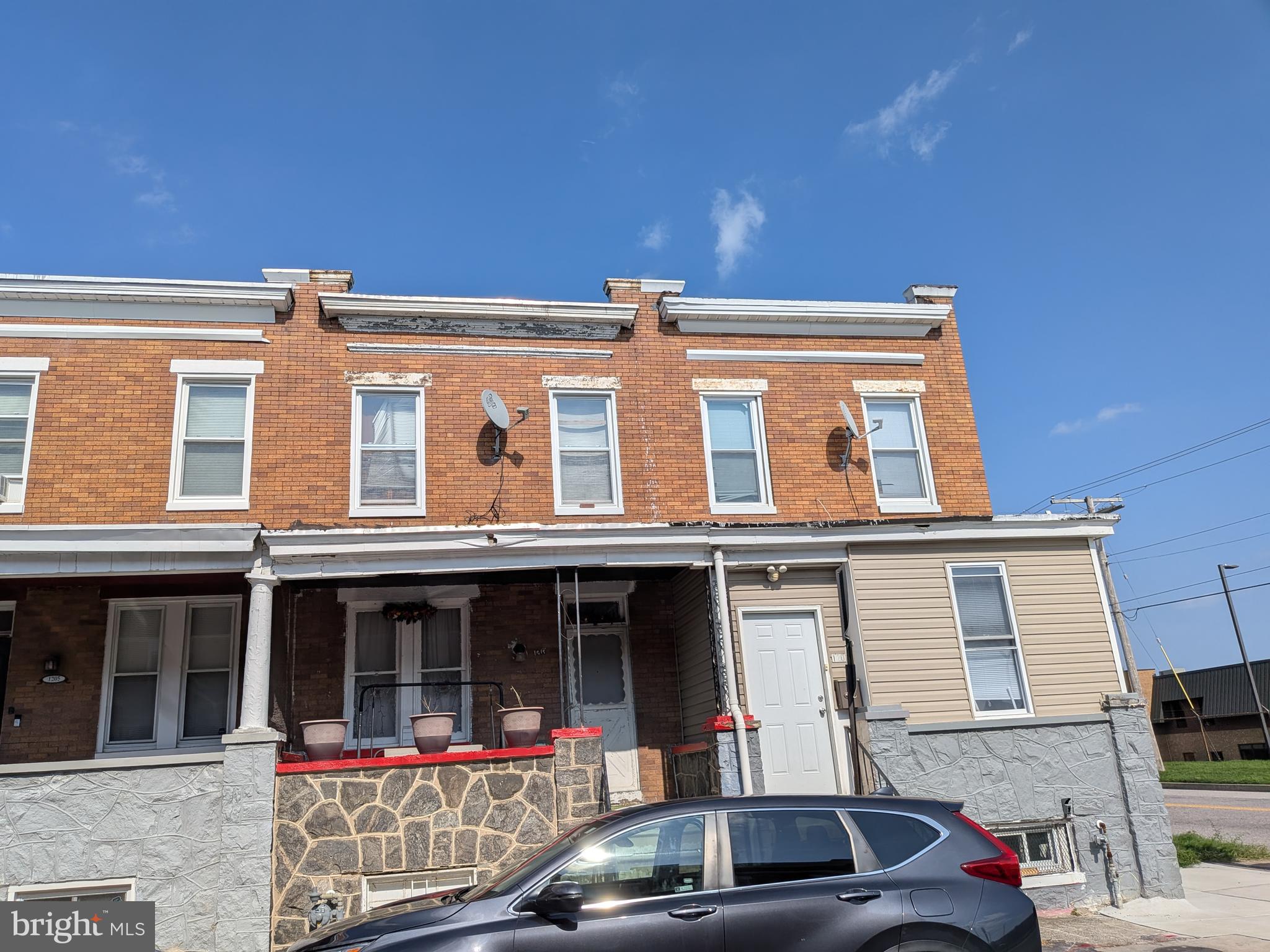 1203 North Curley Street Baltimore, MD 21213 - Photo 2 of 4