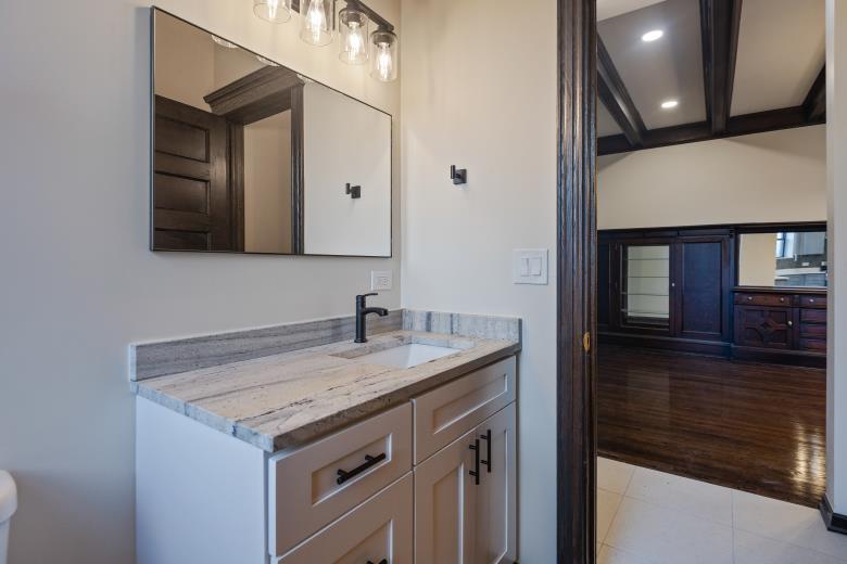 444 East 48th Street, Unit 2W Chicago, IL 60615 - Photo 21 of 31