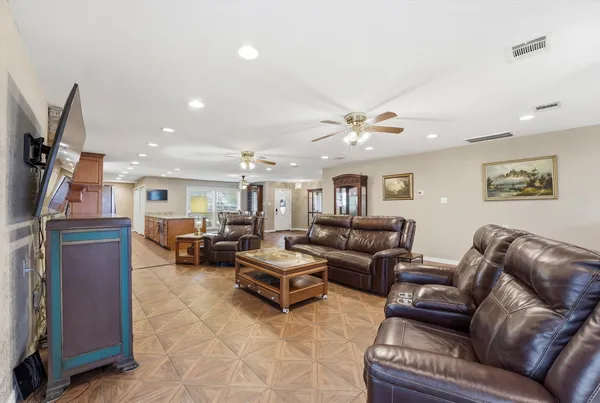 $575,000 | 18327 Shoreline Drive, Crosby, TX 77532