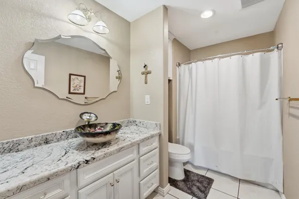 $575,000 | 18327 Shoreline Drive, Crosby, TX 77532
